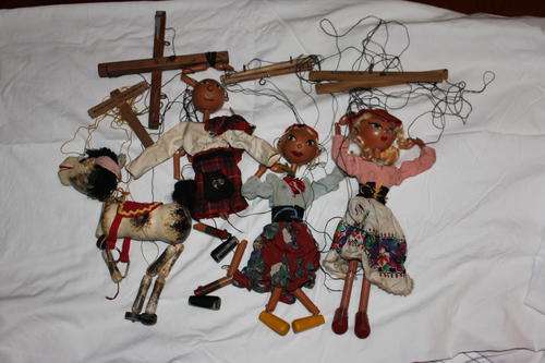 4 1950's Pelham puppets in need of TLC